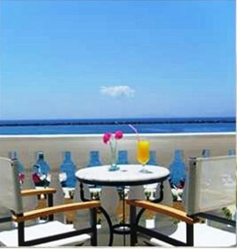 Avra Hotel Tinos Екстер'єр фото