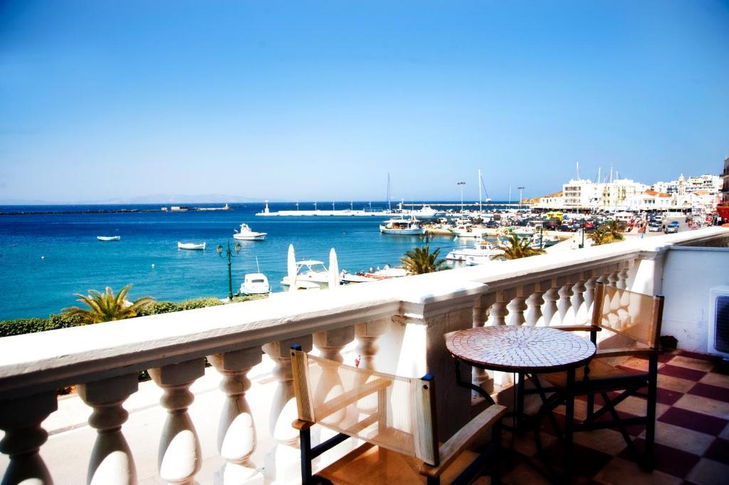 Avra Hotel Tinos Екстер'єр фото